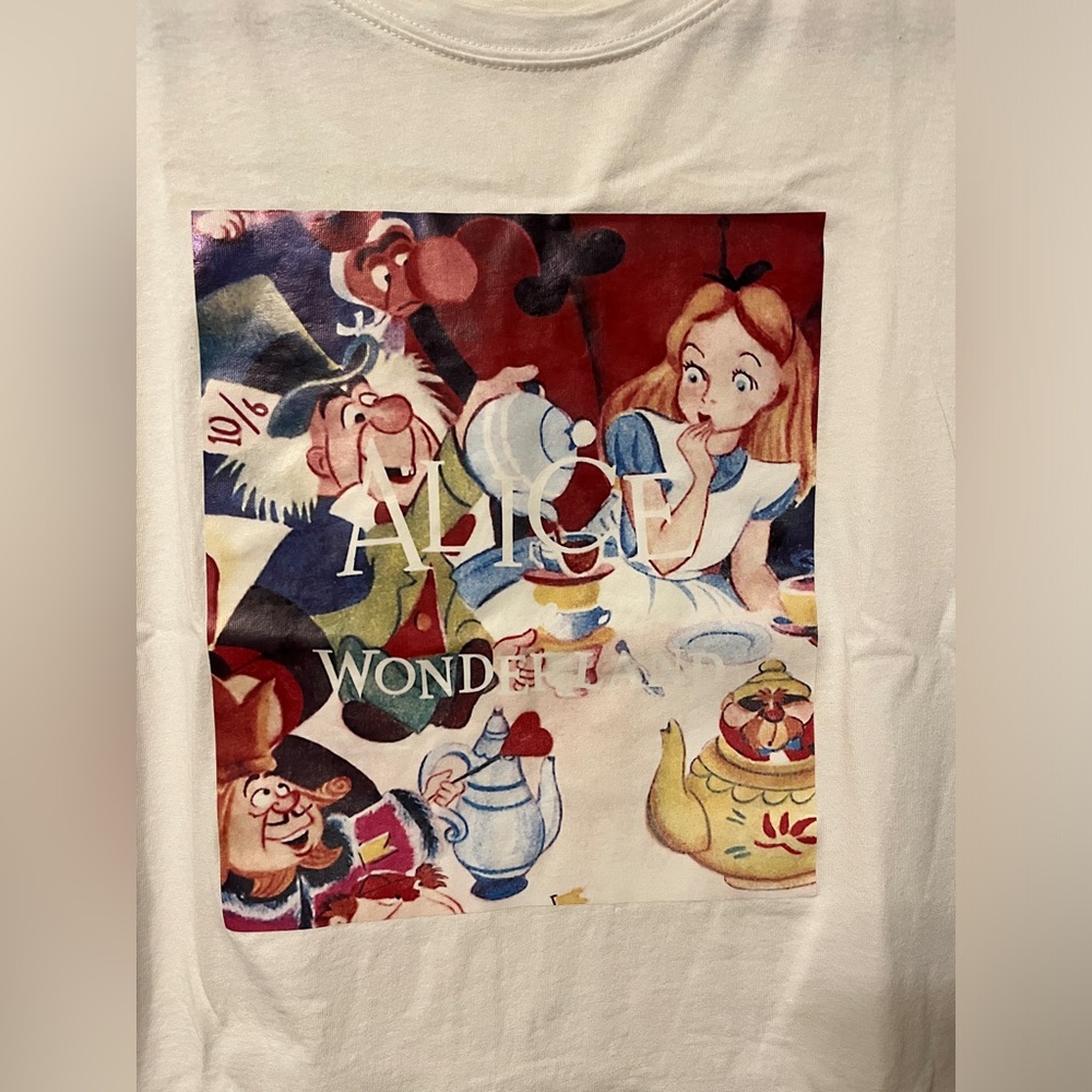 Alice in Wonderland tshirt
